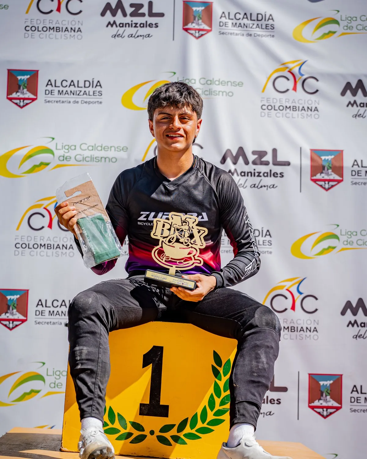 Juan Jerónimo Marín con su bicicleta